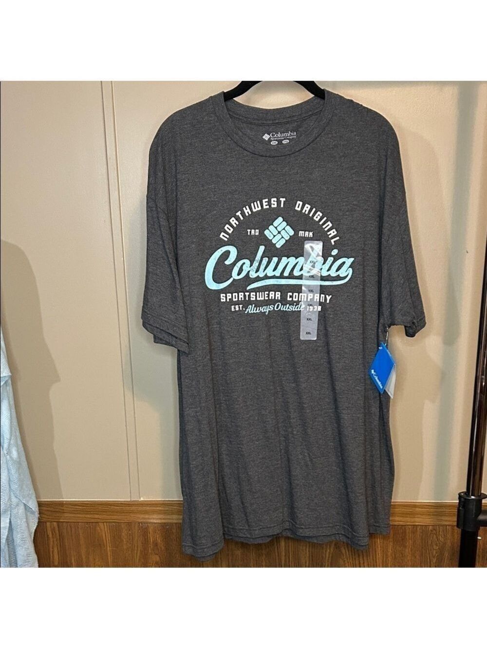 Columbia Men's Charcoal Tee with White and Light Blue Print